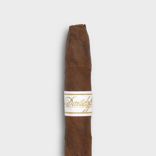 Davidoff Signature Exquisitos Cigar - 1 Single