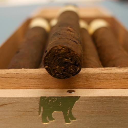 De Olifant Limited Edition Brasil Corona Panatella Cigar - 1 Single (Discontinued)