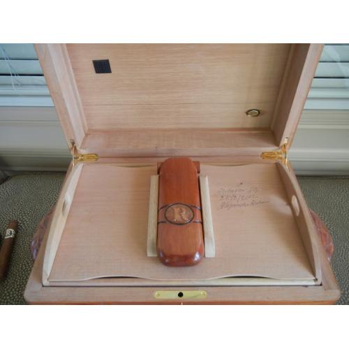 Vegas Robaina 83rd anniversary humidor (signed)