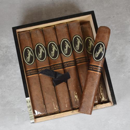 BLACK FRIDAY - Davidoff Nicaragua Box Pressed Robusto Cigar - Box of 12 (Discontinued)