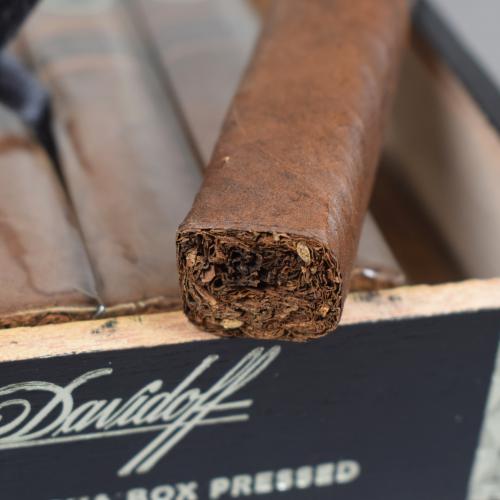 Davidoff Nicaragua Box Pressed Robusto Cigar - 1 Single (Discontinued)