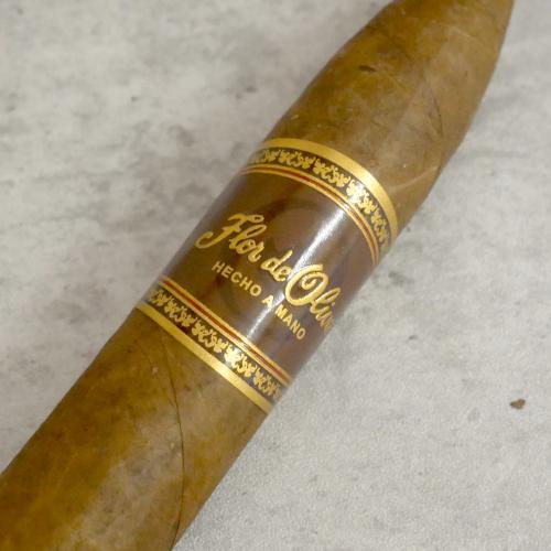 Flor De Oliva Torpedo Cigar - Box of 25