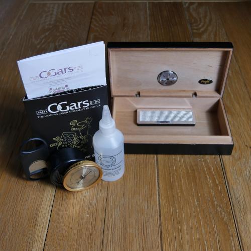 Angelo Mini Black Humidor & External Hygrometer - 5 Cigar Capacity