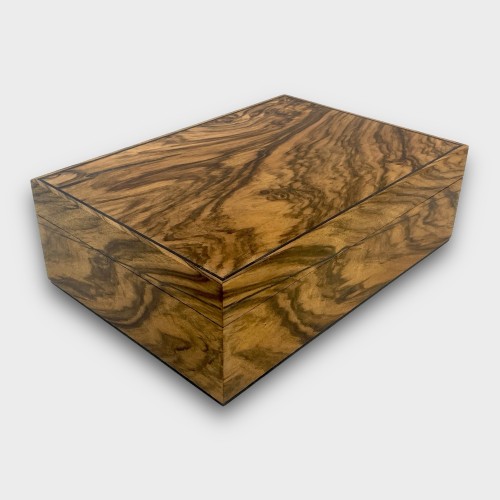 Jonathon Vaiksaar Natural Small Regular Humidor - Walnut - 70 Cigar Capacity