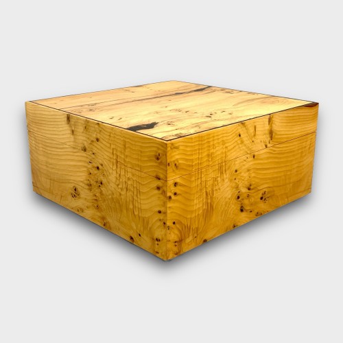 Jonathon Vaiksaar Natural Small Square Humidor - Yew - 40 Cigar Capacity