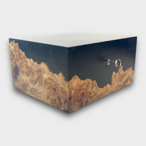 Jonathon Vaiksaar River Medium Humidor - Burr Elm - 120 Cigar Capacity