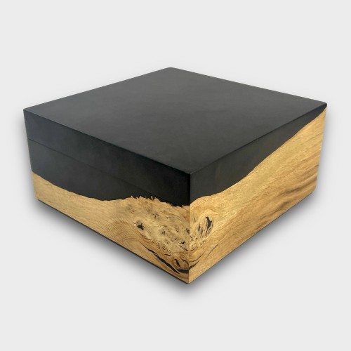 Jonathon Vaiksaar River Small Square Humidor - Burr Oak - 40 Cigar Capacity