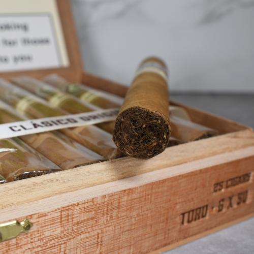 Joya de Nicaragua Clasico Toro Cigar - 1 Single