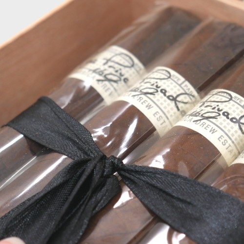 Drew Estate Liga Privada No. 9 Robusto Cigar - Box of 24