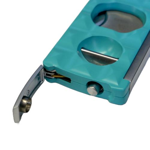 Mantis Universal Cutter Faceted - Tiffany Blue