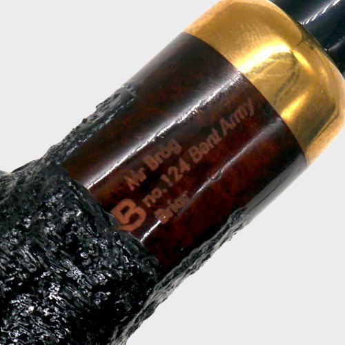 Mr Brog Bent Army 124 Briar 9mm Filter Pipe (MB7267)