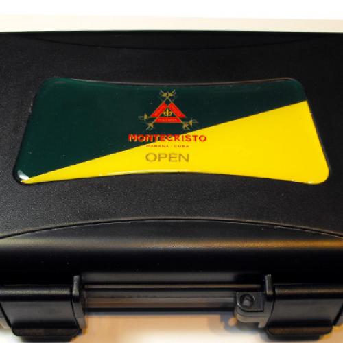 Montecristo Open 3 cigars in Montecristo Open travel case