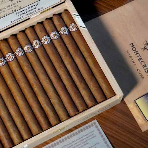 Montecristo Joyitas Cigar - Box of 25