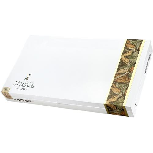 Oscar Valladares Santiago Valladares Petit Robusto Cigar - Box of 10