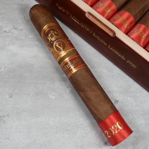 Oliva Serie V Melanio Edicion Limitada 2020 Toro Grande Cigar - 1 Single