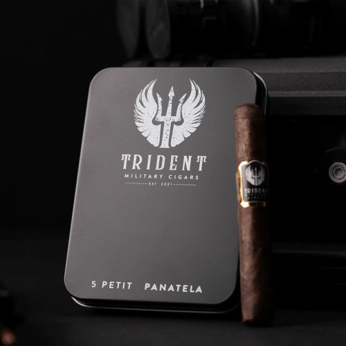 Trident Military Cigars The Trident Petit Panatela Cigar - Tin of 5