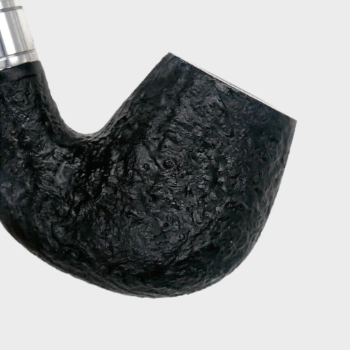 Rattrays Monarch 177 Sandblast Bent 9mm Filter Fishtail Pipe (RA1631)