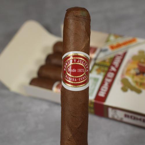BLACK FRIDAY - Romeo y Julieta Petit Julietas Cigar - Pack of 5