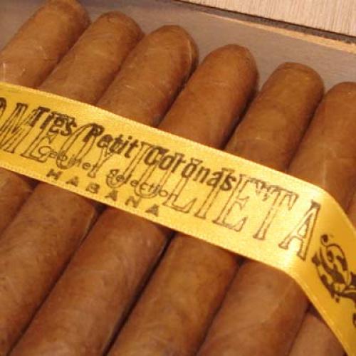 Romeo y Julieta Tres Petit Coronas - Cab 50s - 1997
