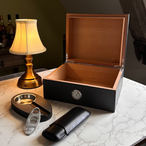 Savinelli Carbon Fibre Humidor & Accessories  - 35 Cigar Capacity
