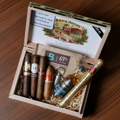 Sip Smoke and Scent Gift Box Sampler - 4 Cigars 3 Accessories & 1 Miniature