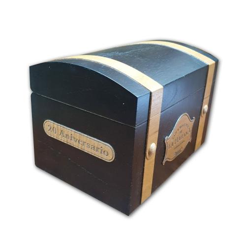 San Cristobal 20th Anniversary - Humidor of 20 Cigars San Cristobal 20th Anniversary - Humidor of 20 Cigars