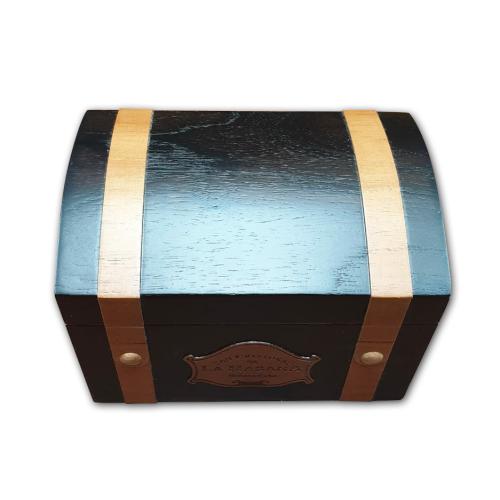 San Cristobal 20th Anniversary - Humidor of 20 Cigars San Cristobal 20th Anniversary - Humidor of 20 Cigars