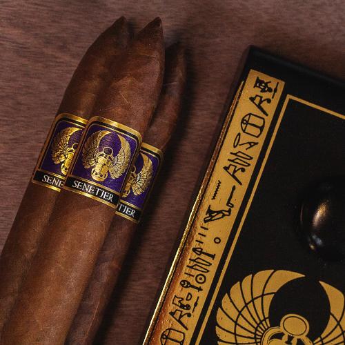 Foundation Highclere Castle Senetjer Limited Edition Cigar - 1 Single