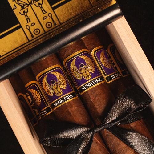 Foundation Highclere Castle Senetjer Limited Edition Cigar - 1 Single