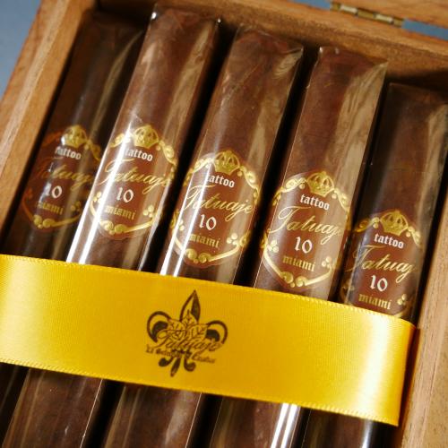 Tatuaje 10th Anniversary Bon Chasseur Robusto Cigar - 1 Single