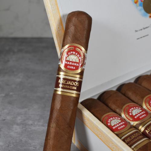 H. Upmann Robusto Anejados Cigar - 1 Single