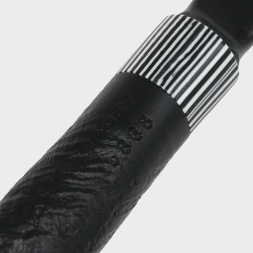 Vauen Hippo 5868 Rustic 9mm Filter Fishtail Pipe (VA1645)