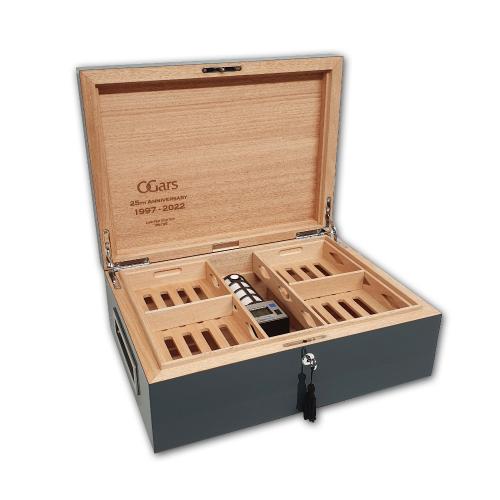 Villa Spa  - C.Gars Ltd 25th Anniversary Seleccion Orchant Humidor - 200 cigars capacity &Acirc;� Dark Grey