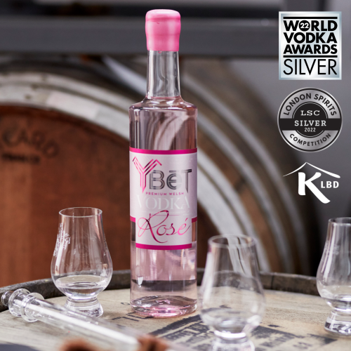 Y BĒT Rose Double Beet Premium Welsh Vodka &Acirc;� 40% 70cl