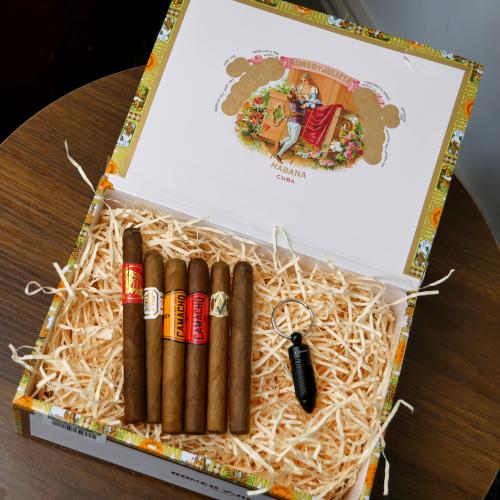 Short Smokes Gift Box Sampler - 6 Cigars & Keyring Cutter