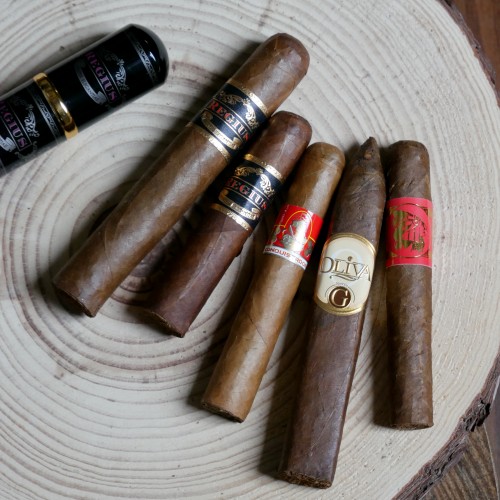 A Summers Dog Walk Sampler - Leisure - 5 Cigars