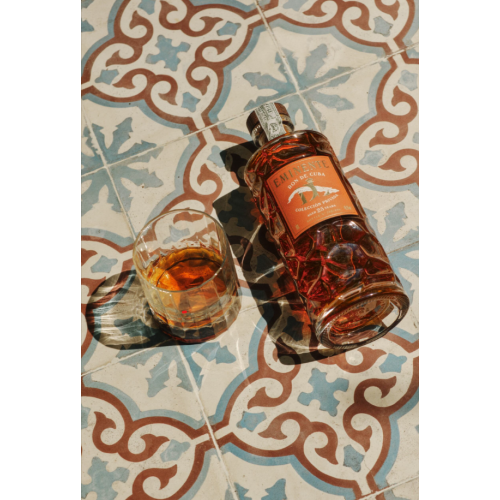 Eminente DL 25 Year Old Coleccion Privada Rum - 45.2% 70cl