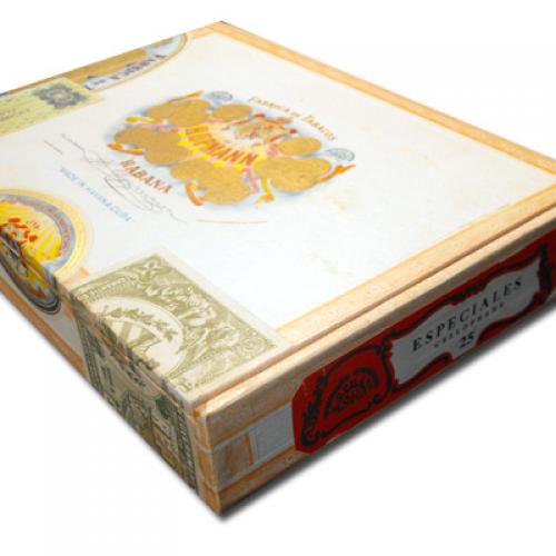 H Upmann Especiales box of 25 cigars 1970's