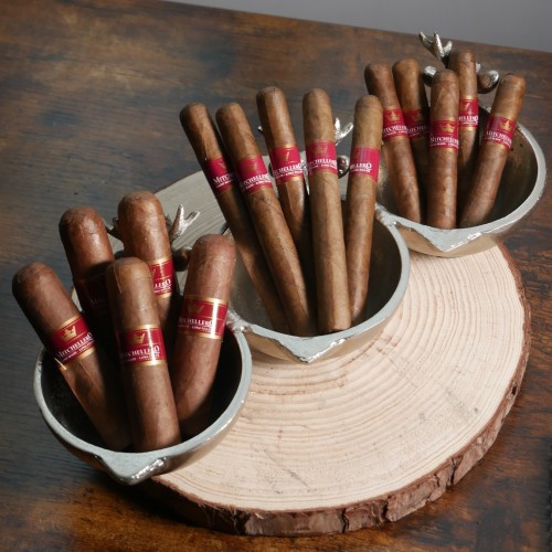 FLASH SALE - Mitchellero Triple Threat Cigar Sampler - 15 Cigars