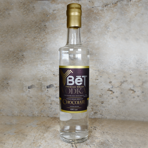Y BĒT The Beet Chocolate Welsh Vodka -  40% 70cl