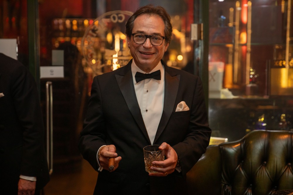 A Night Among Legends: The Cigar Smoker of the Year Dinner 2023 - The Cigar  Library