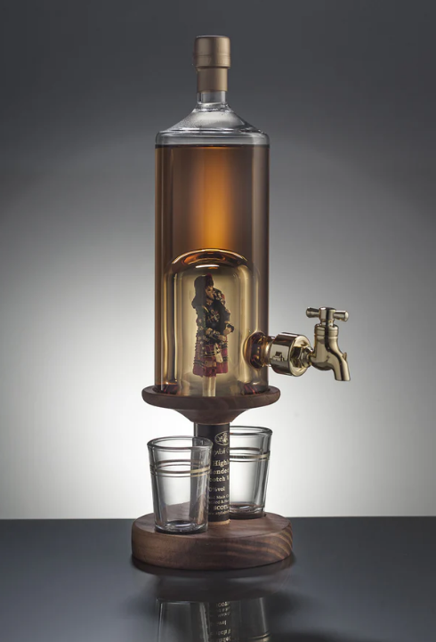 Scottish Bagpiper & 2 Shot Glasses Whisky Decanter (Stylish Whisky) - 40% 350ml