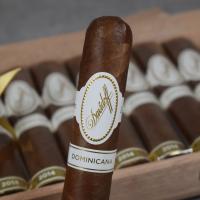 Davidoff Dominicana Short Robusto Cigar - Box of 10 (End of Line)