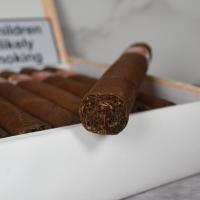 H. Upmann Regalia Cigar - 1 Single