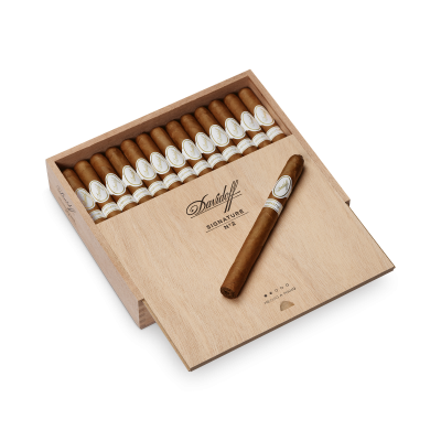 Davidoff Signature No. 2 Cigar - Box of 25