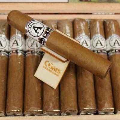 Aladino Robusto Connecticut Cigar - 1 Single