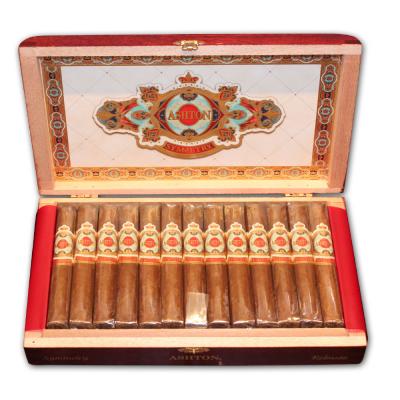 Ashton Symmetry Robusto Cigar - Box of 25