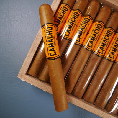 Camacho Connecticut Toro Cigar - 1 Single
