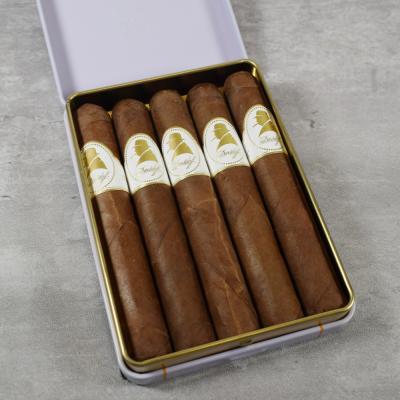 Davidoff Winston Churchill Raconteur Petit Panatela Cigar - Tin of 5