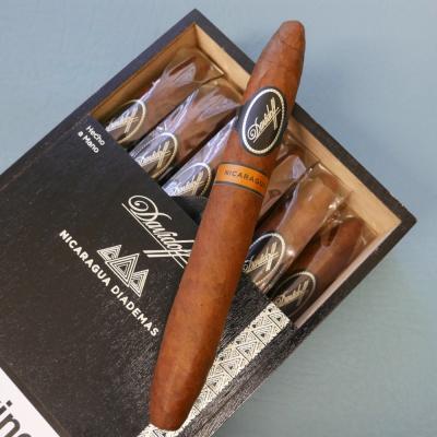 INTRO OFFER - Davidoff Nicaragua Diadema Cigar - 1 Single